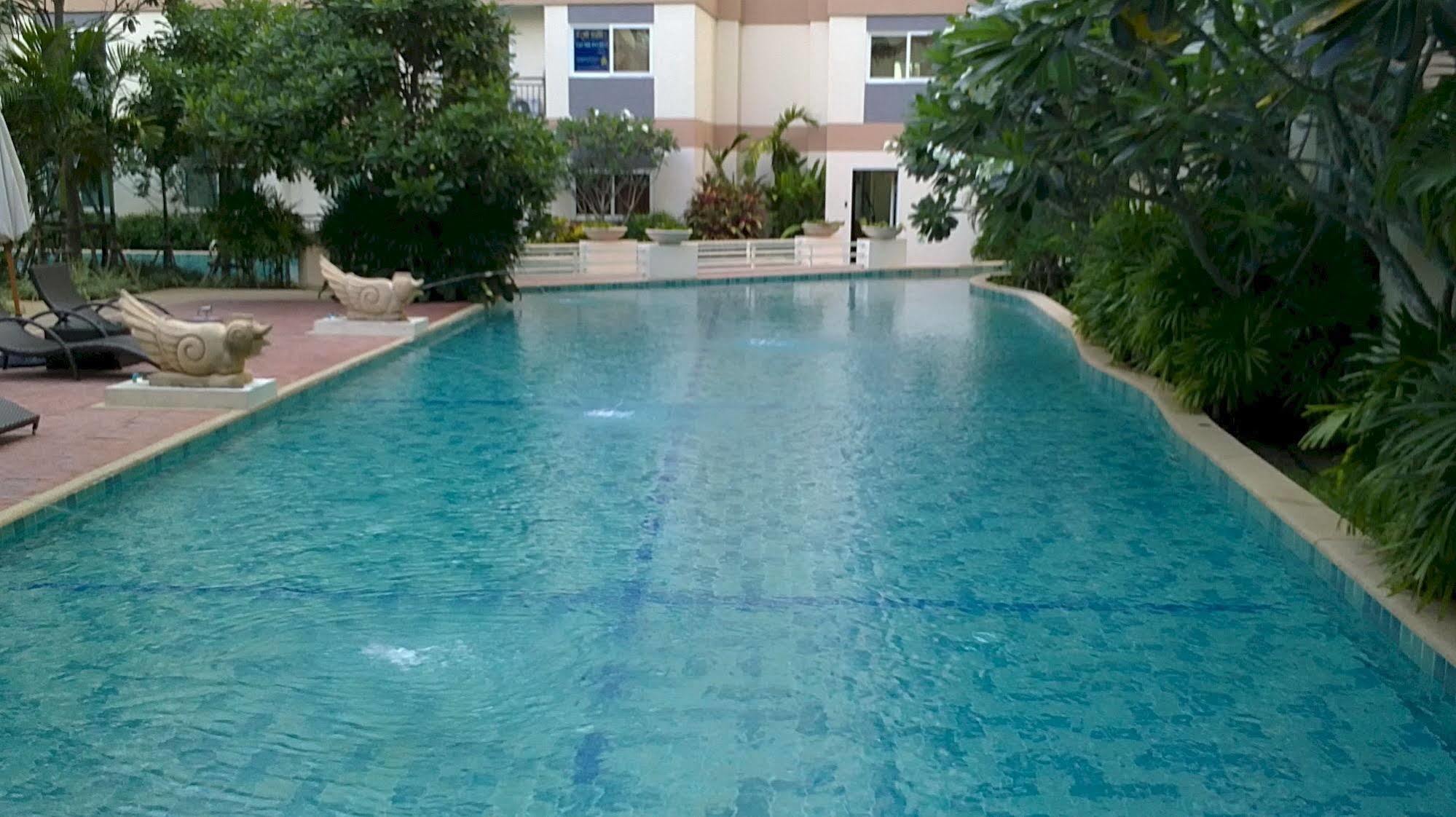Park Lane Resort By West Joint Venture Jomtien Beach Exterior photo